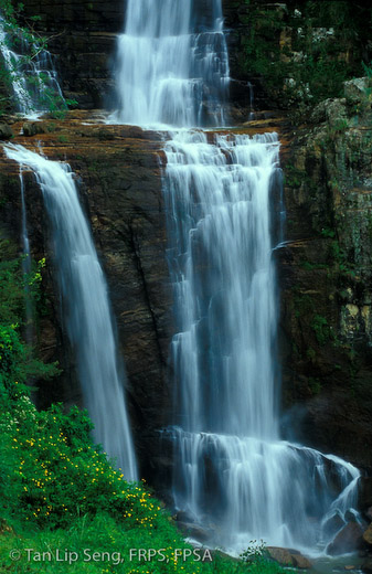 Ramboda Waterfall