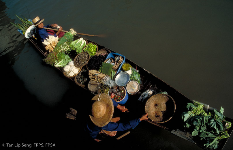 Floating Market